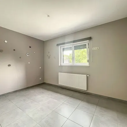 Rent this 1 bed apartment on Rue Albert Dascotte 45 in 7134 Binche, Belgium