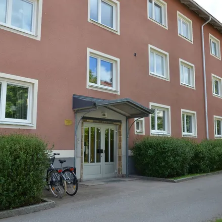 Rent this 2 bed apartment on Brynäsgatan in 802 84 Gävle, Sweden