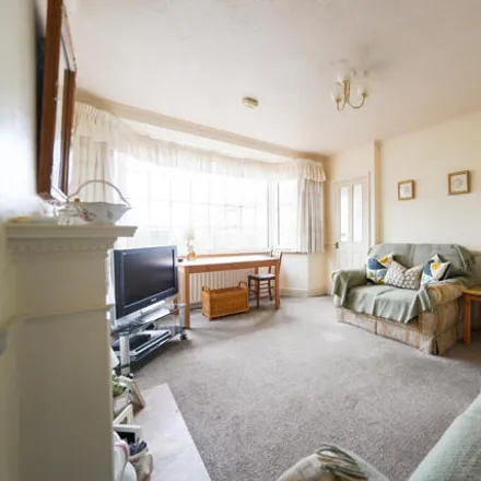 Image 4 - Belton Road, Braunstone Town, LE3 2GD, United Kingdom - Townhouse for sale