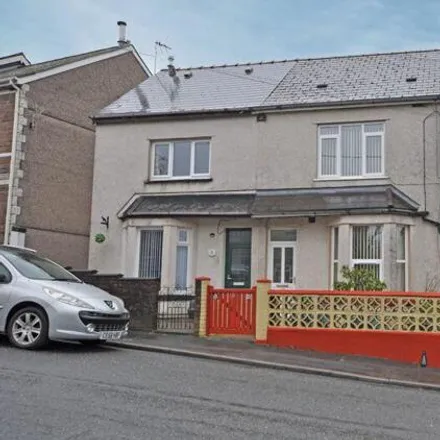 Buy this 2 bed duplex on Lower Wyndham Terrace in Risca, NP11 6QN