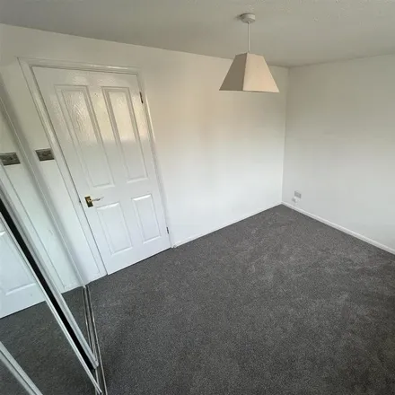 Image 7 - Swallow Oaks, Leavesden, WD5 0LF, United Kingdom - Apartment for rent