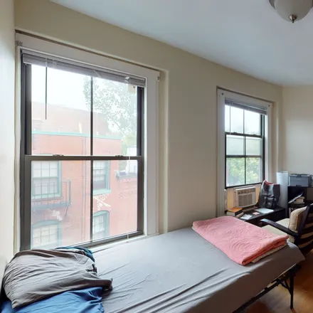Image 3 - #3, 86 Hammond Street, Southend, Boston - Apartment for rent
