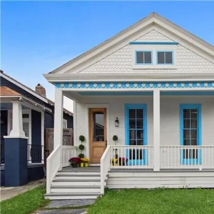 Buy this 3 bed house on 2824 Milan Street in New Orleans, LA 70115