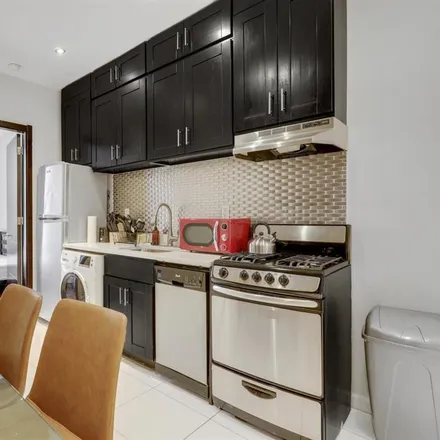 Rent this 1 bed room on 342 Manhattan Avenue in New York, NY 10026
