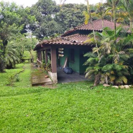 Buy this 9 bed house on Avenida Augusto Vieira in Citrolândia, Magé - RJ