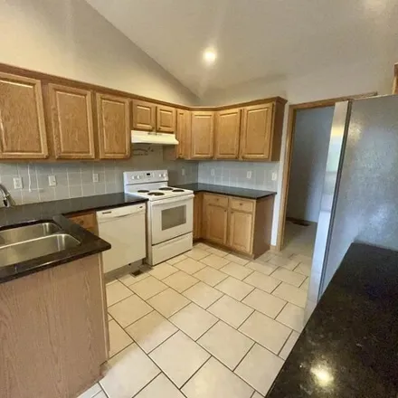 Image 5 - 912 North Timberleaf Drive, Derby, KS 67037, USA - House for rent