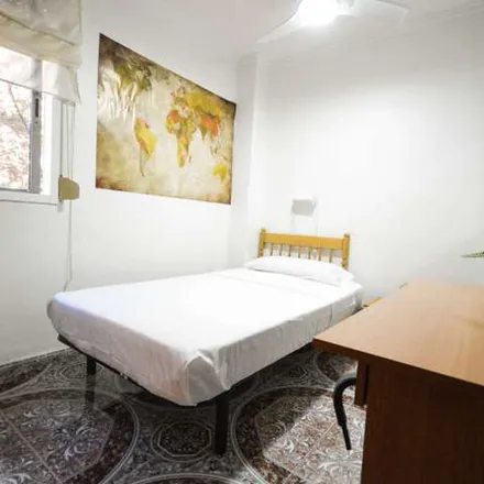 Image 2 - Carrer del Pintor Josep Mongrell, 46022 Valencia, Spain - Apartment for rent
