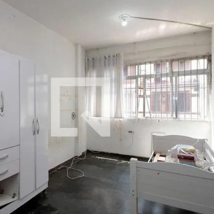 Rent this studio apartment on Rua Guaianases 416 in República, São Paulo - SP