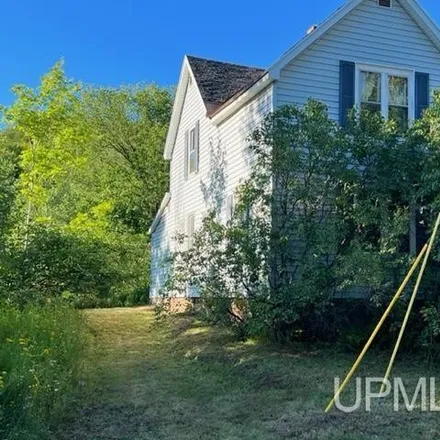 Image 3 - Iron Ore Heritage Trail, Ishpeming, Marquette County, MI 49849, USA - House for sale