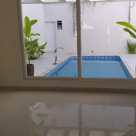 Rent this 3 bed house on Rua Mascarenhas Homem in Parque Rincão, Cotia - SP