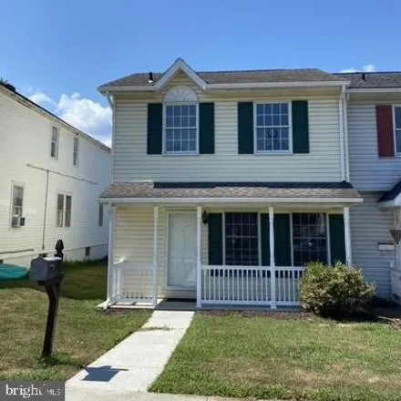 Image 1 - 905 Church Street, Millersburg, PA 17061, USA - Townhouse for sale
