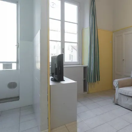 Rent this 2 bed apartment on La Piadineria in Via Vitruvio, 20124 Milan MI