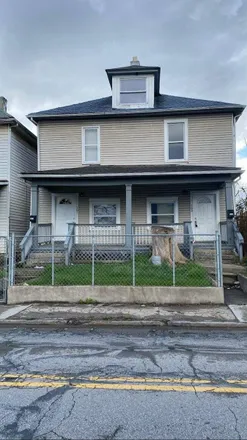 Buy this studio townhouse on 165 Central Avenue in Columbus, OH 43222