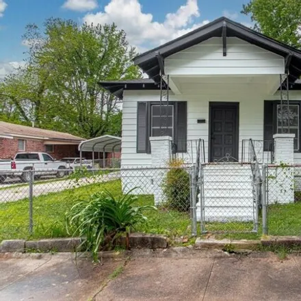Buy this 2 bed house on 2742 South Rock Street in Little Rock, AR 72206