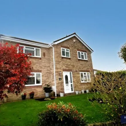 Buy this 5 bed house on unnamed road in Treharris, CF46 5PL