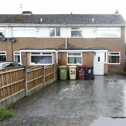 Buy this 3 bed townhouse on Nursery Bungalow in 12 Boscow Road, Little Lever