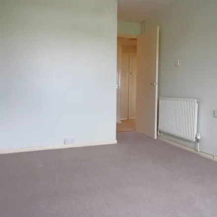 Image 1 - Silverdale Road, Northampton, NN3 2TP, United Kingdom - Apartment for rent