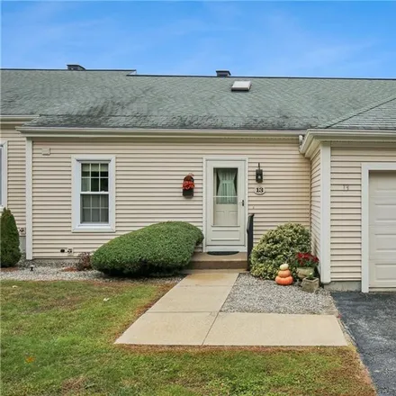 Buy this 2 bed condo on 13 Cornfield Point in South Woodstock, Woodstock