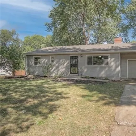Buy this 3 bed house on 11312 East 44th Street in Kansas City, MO 64133