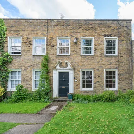 Buy this 3 bed house on 57-61a St. Paul's Road in London, N1 2LT