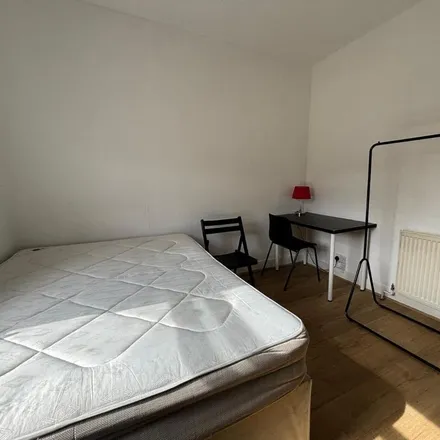 Image 2 - 80 Pound Lane, Willesden Green, London, NW10 2HS, United Kingdom - Room for rent