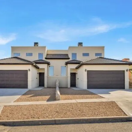 Rent this 3 bed house on 3592 Thomason Avenue in El Paso, TX 79904