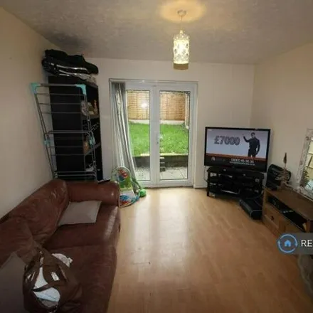Rent this 2 bed townhouse on Riversdale in Cardiff, CF5 2QL