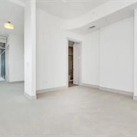 Image 5 - InterContinental, 6750 South Main Street, Houston, TX 77030, USA - Apartment for rent
