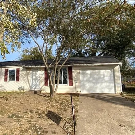 Buy this 3 bed house on 1713 Whitney Road in Sugar Creek, MO 64058