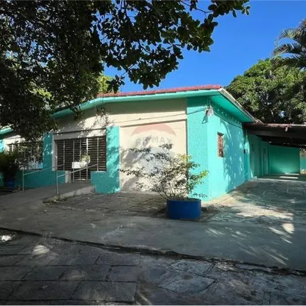 Rent this 5 bed house on Rua Gregório Bezerra in Aldeia, Camaragibe -