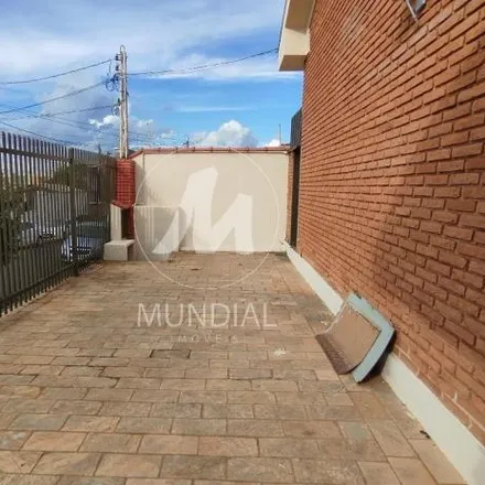 Rent this 3 bed house on Rua Camilo de Mattos 1939 in Jardim Paulista, Ribeirão Preto - SP