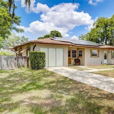 Image 4 - 114 East Oak Street, Howey-in-the-Hills, Lake County, FL 34737, USA - House for sale
