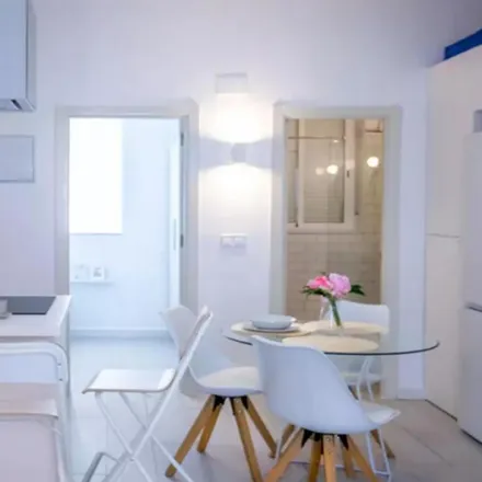 Image 9 - Carrer d'Estubeny, 1, 46025 Valencia, Spain - Apartment for rent