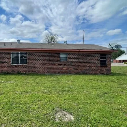 Image 9 - Greater Springfield Missionary Baptist Church, South Delesseps Street, Greenville, MS 38701, USA - House for sale