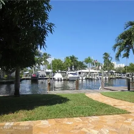 Image 6 - 2069 Southeast 15th Court, Lauderdale-by-the-Sea, Broward County, FL 33062, USA - House for rent