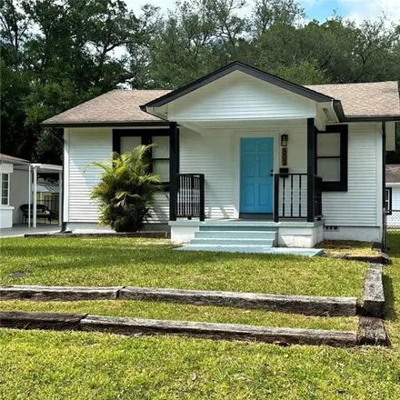Rent this 2 bed house on Hilda Street in Alice Heights, Tampa