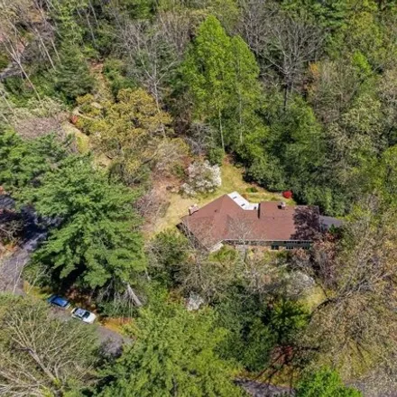 Image 9 - 198 Glassy Mountain Drive, Flat Rock, Henderson County, NC 28739, USA - House for sale