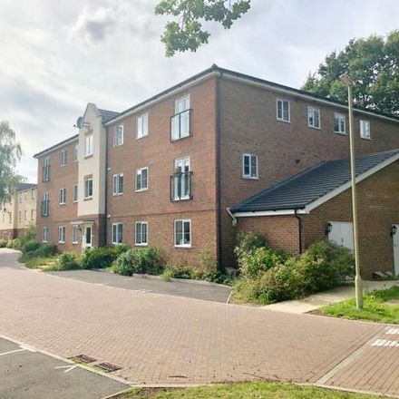 Rent this 2 bed apartment on Hansen Gardens in Hedge End, SO30 2JR
