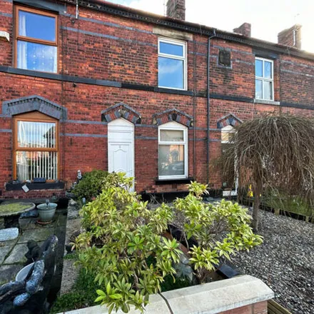 Buy this 3 bed townhouse on Back Harvey Street in Woodhill, Bury