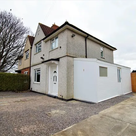 Rent this 3 bed duplex on 55 Ascot Road in Bristol, BS10 5SW