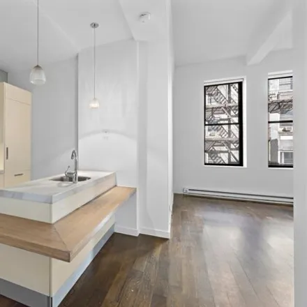 Image 3 - 9 East 36th Street, New York, NY 10016, USA - Condo for sale
