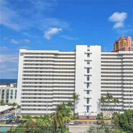 Buy this 1 bed condo on 2220 Northeast 33rd Avenue in Soroka Shores, Fort Lauderdale