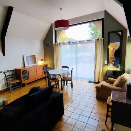 Rent this 2 bed house on 46100 Figeac