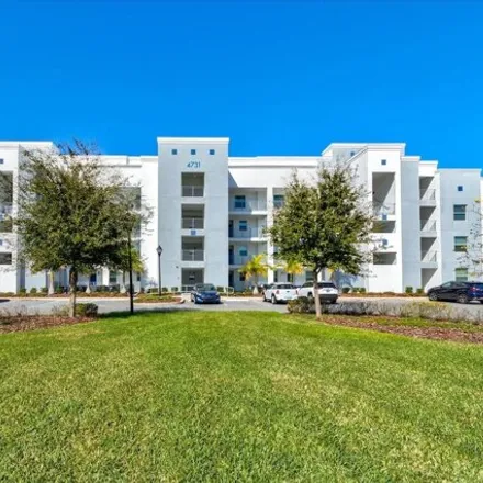 Buy this 4 bed condo on Windermere Avenue in Osceola County, FL 34746
