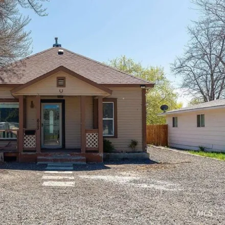 Buy this 3 bed house on 639 East Avenue B in Jerome, ID 83338