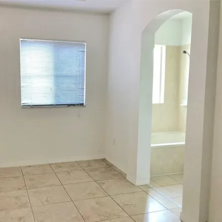 Image 5 - 8527 Nw 108th Ave Unit 4-41, Doral, Florida, 33178 - House for rent