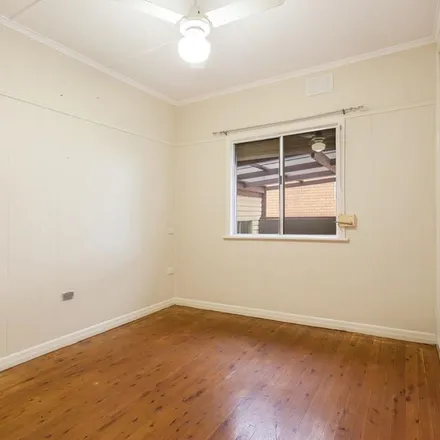 Image 8 - North Street, Harlaxton QLD 4350, Australia - Apartment for rent