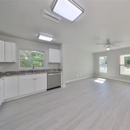 Image 4 - 4535 13th Avenue South, Saint Petersburg, FL 33711, USA - House for rent
