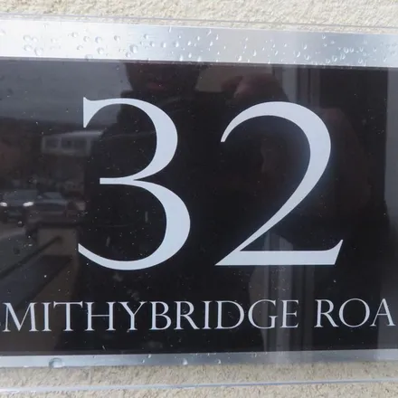 Image 6 - Smithy Bridge Road/Halifax Road (Stop D), Smithybridge Road, Smithy Bridge, OL16 2SW, United Kingdom - Apartment for rent