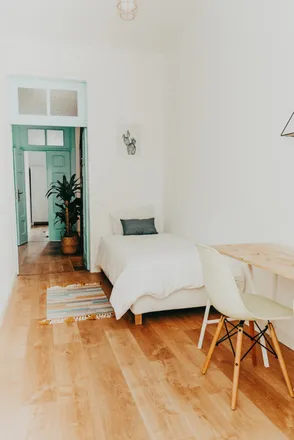 Rent this 1 bed room on Capela da Confraria de Santo Ildefonso in Rua do Duque da Saldanha, 4000-420 Porto